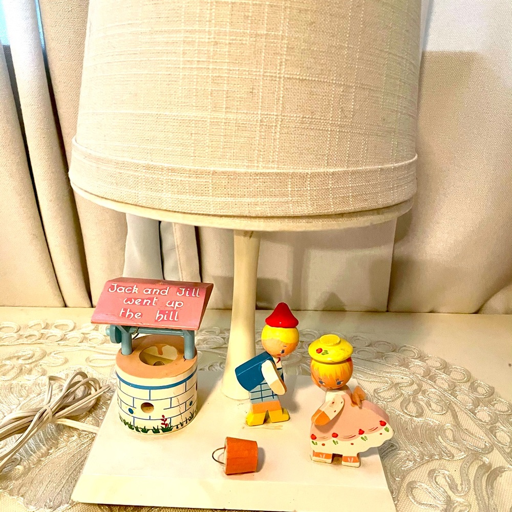 Vintage 70’s Nursery table lamp // Children’s table lamp